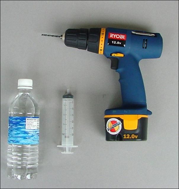 Figure 2. Items needed to check tree for citrus blight.
