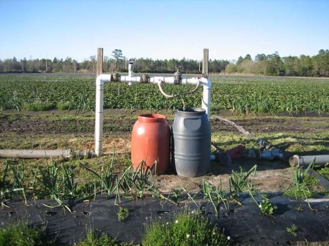 Figure 4. Back-flow prevention made of two ball valves and a vacuum breaker are placed upstream of the Venturi injector.